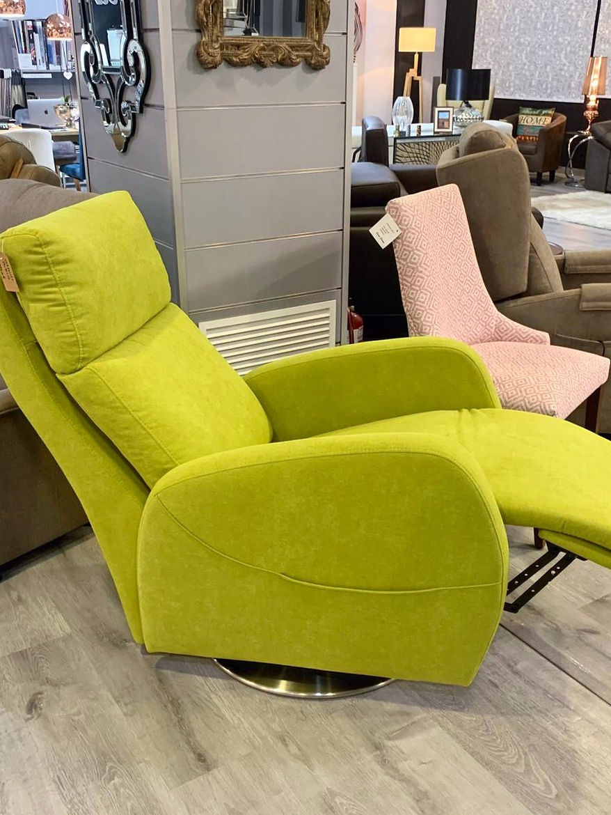 Butaca en el showroom de Dama Divano