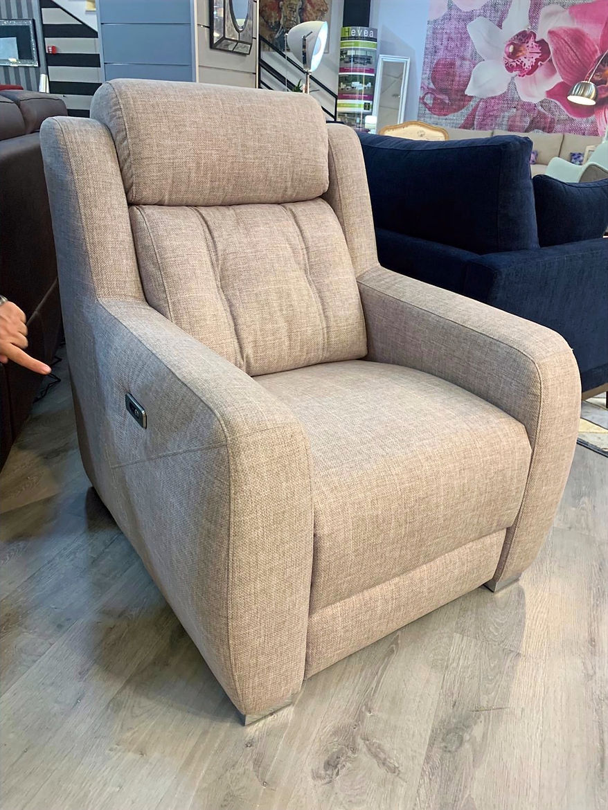 Butaca en el showroom de Dama Divano